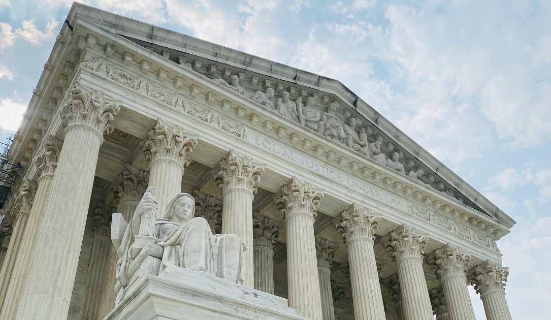 Justices rule that cellphone location histories are protected by the Fourth Amendment