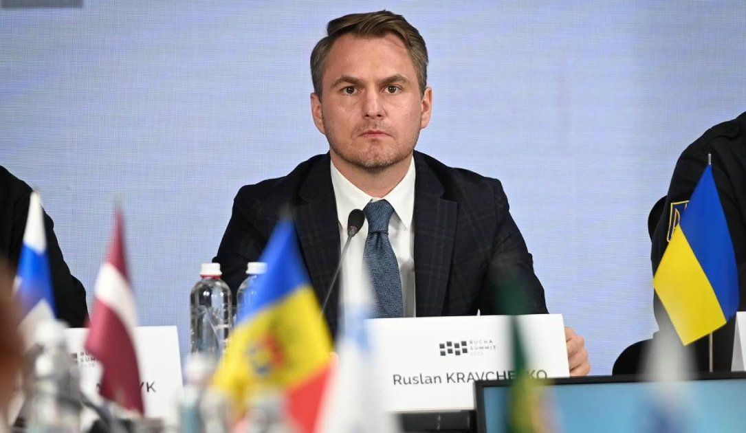 Ukraine prosecutor general steps down amid scam call center bribery probe